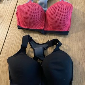 Victoria’s secrets exercise bras 34DDD